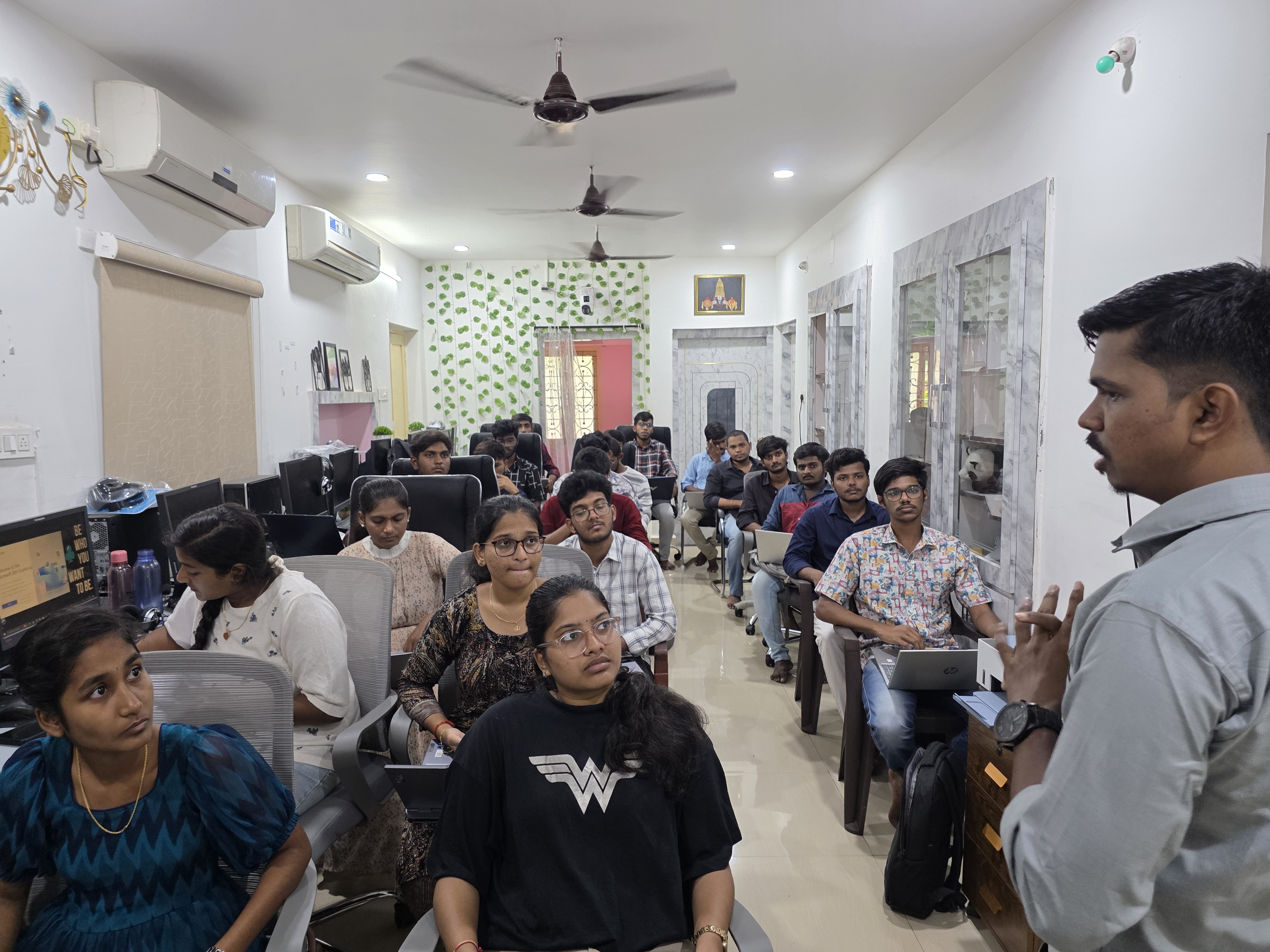 Hands-on web development training session